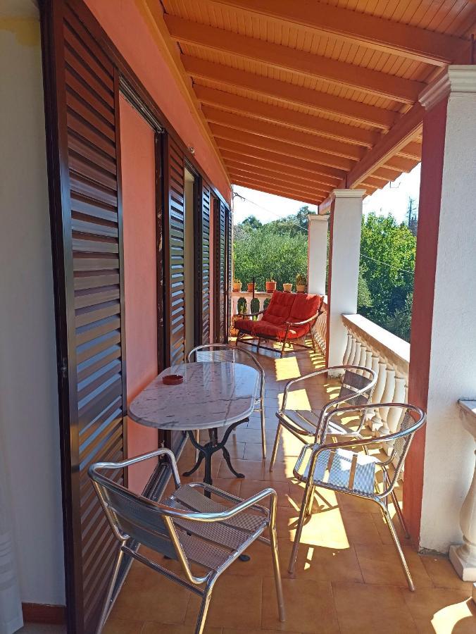 Iren Holiday Apartment Ypsos Eksteriør bilde